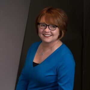 Headshot of Holly Bell